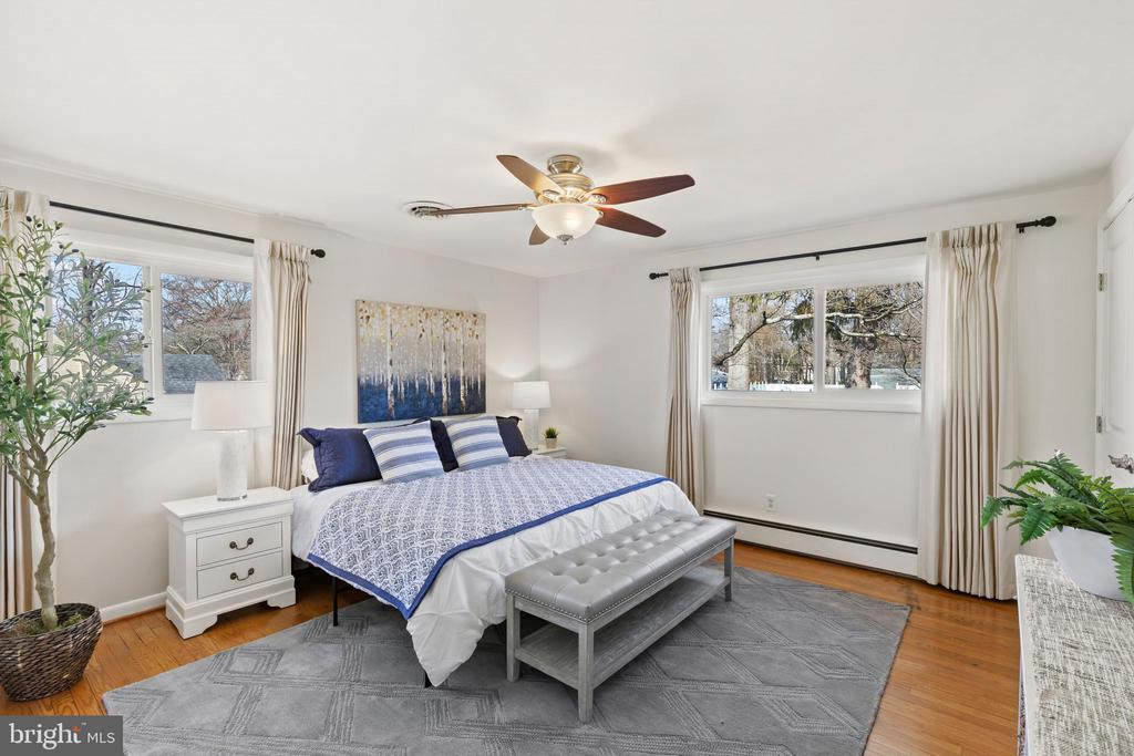 101 AVONDALE CIRCLE