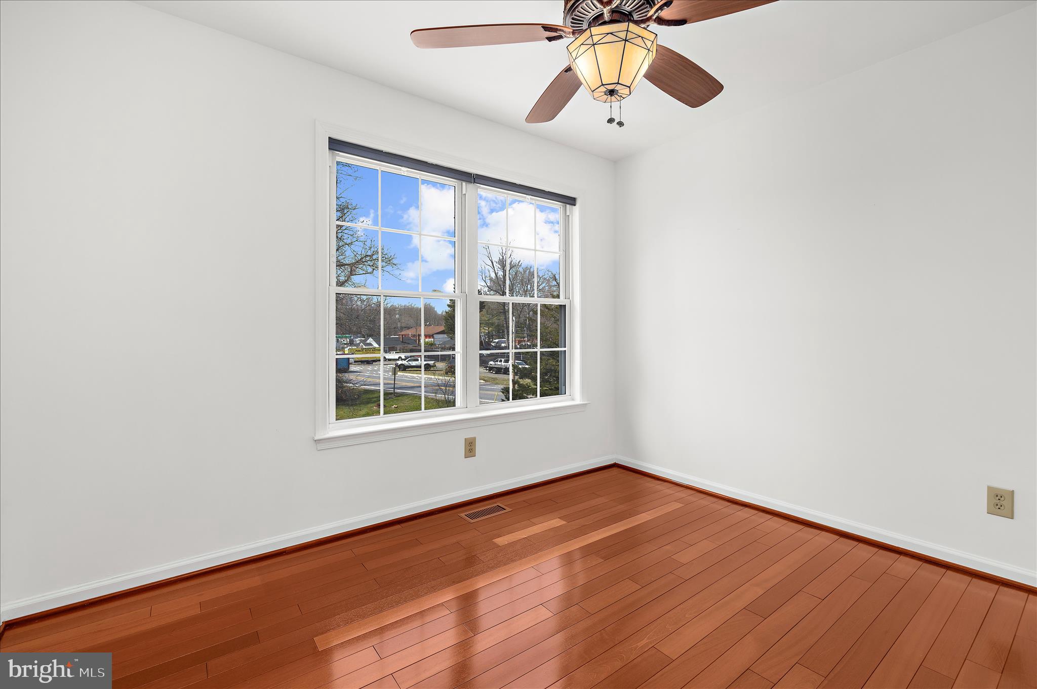 92 CLIFFORD BOULEVARD