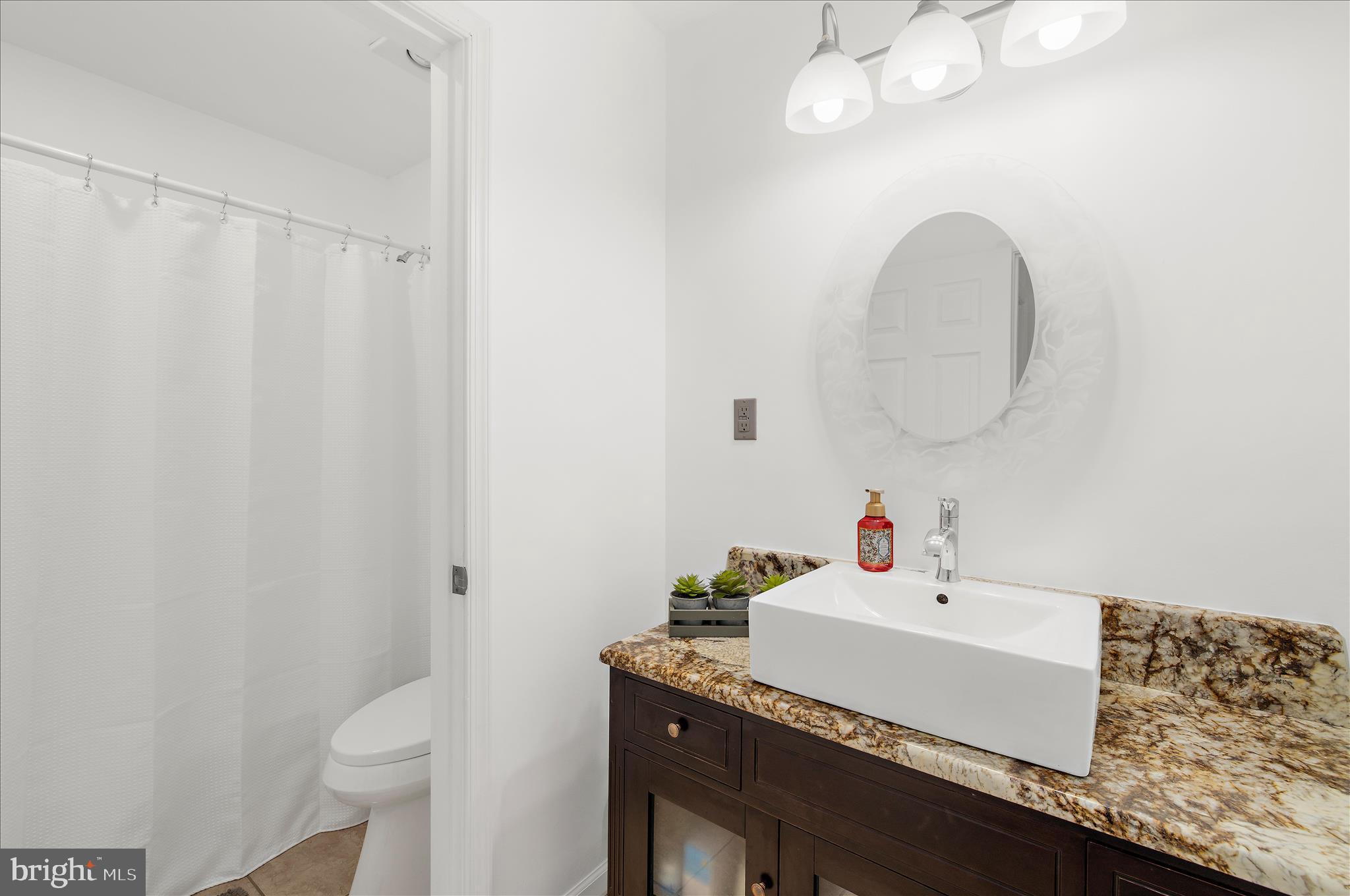 92 CLIFFORD BOULEVARD