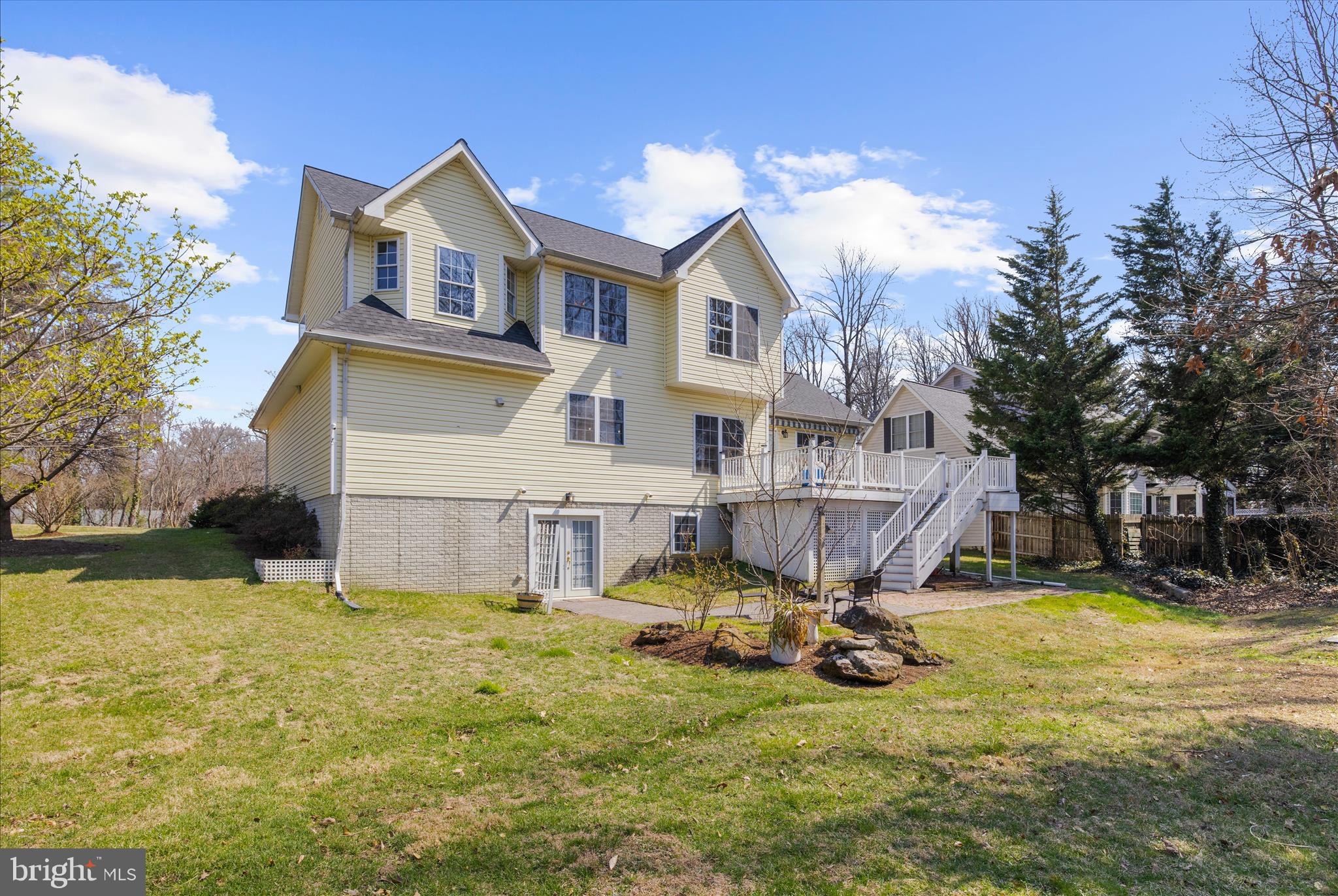 92 CLIFFORD BOULEVARD