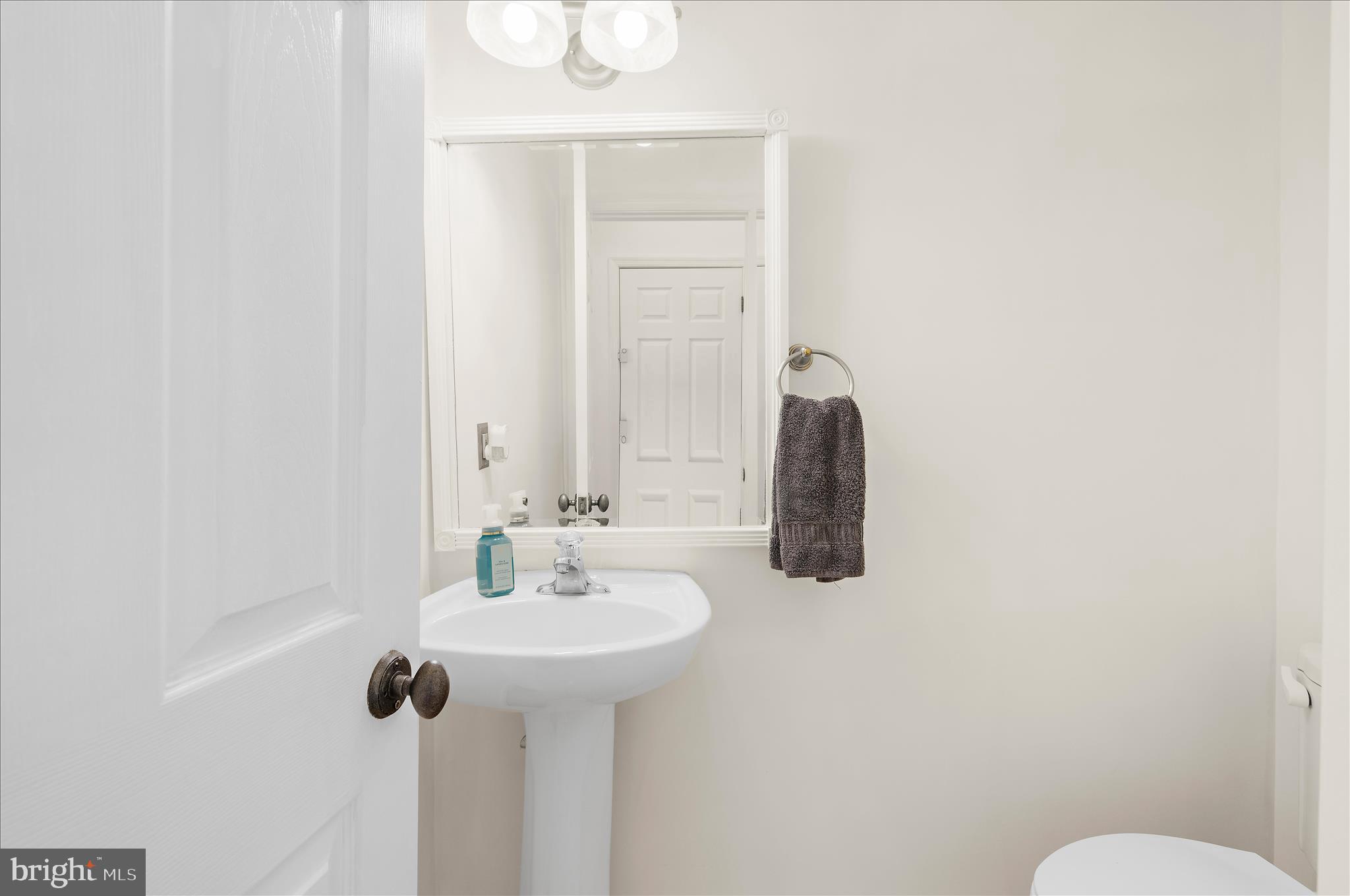 92 CLIFFORD BOULEVARD