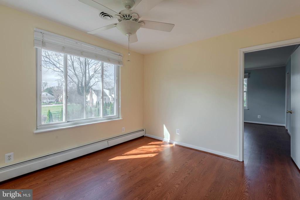 871 HIGHLAND AVENUE