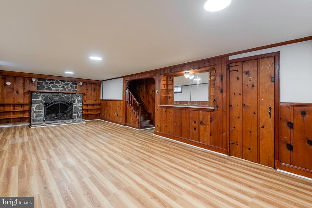 871 HIGHLAND AVENUE