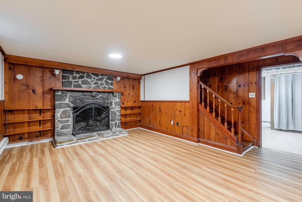 871 HIGHLAND AVENUE