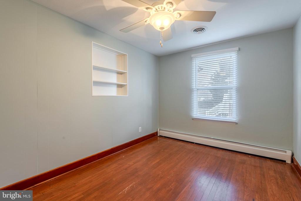 871 HIGHLAND AVENUE