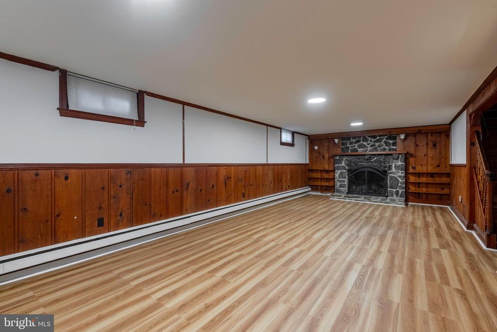 871 HIGHLAND AVENUE