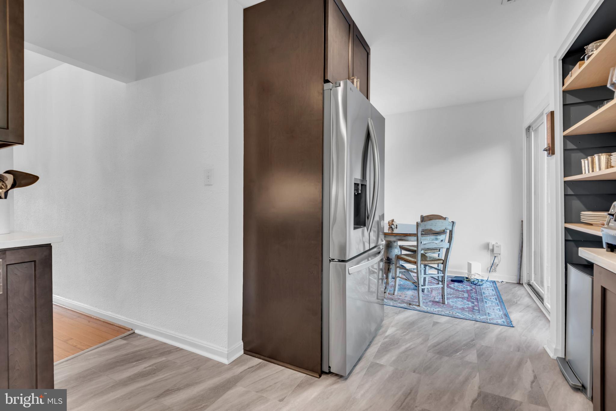 1052 CEDAR RIDGE COURT