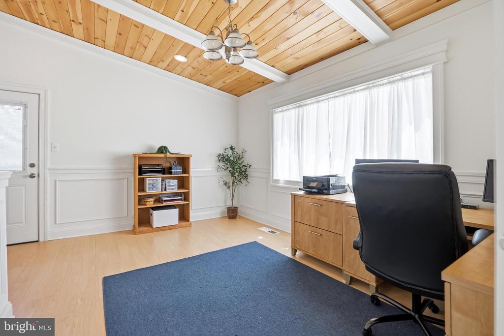 442 CENTURY VISTA DRIVE