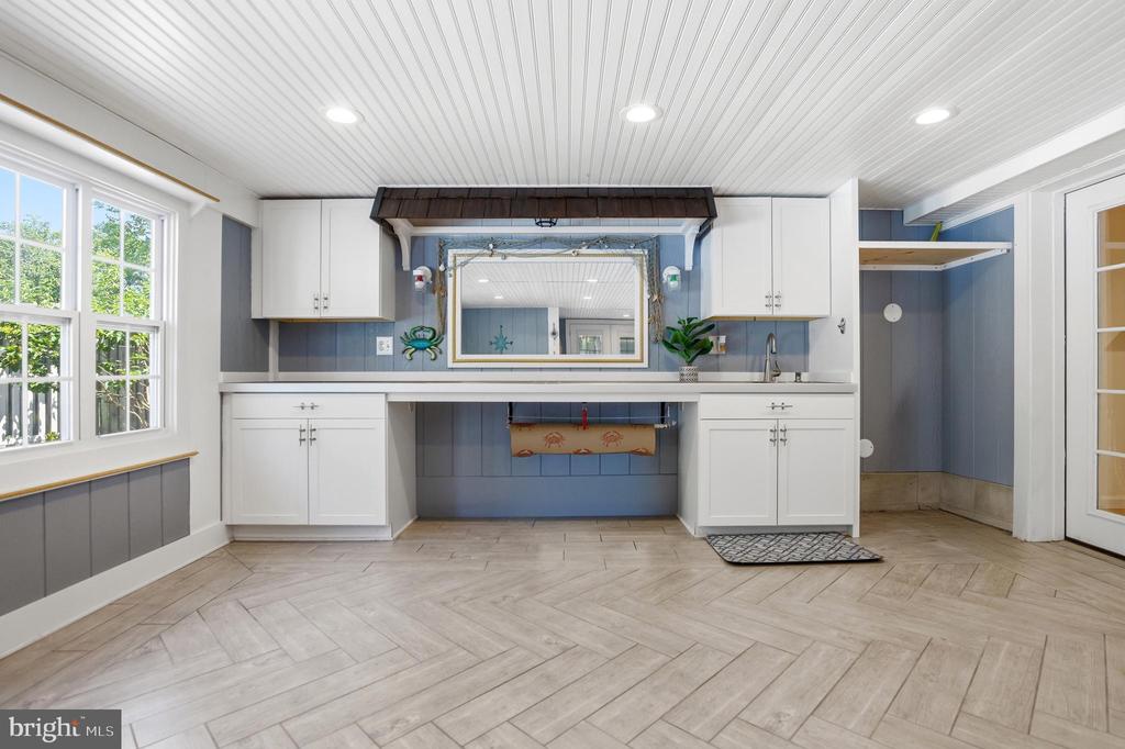 442 CENTURY VISTA DRIVE