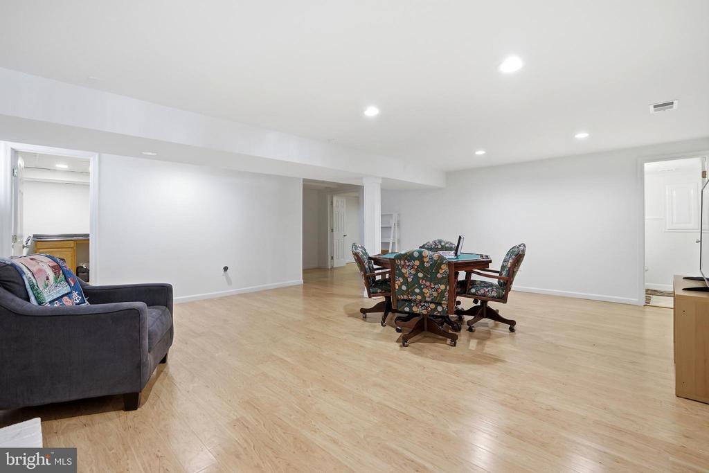 442 CENTURY VISTA DRIVE