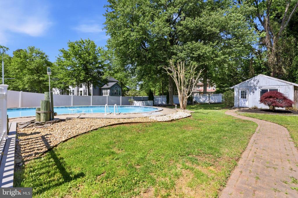 442 CENTURY VISTA DRIVE