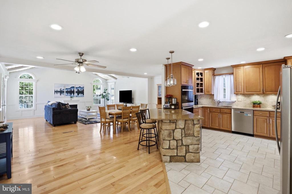 442 CENTURY VISTA DRIVE