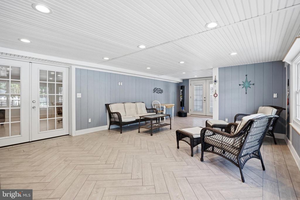 442 CENTURY VISTA DRIVE