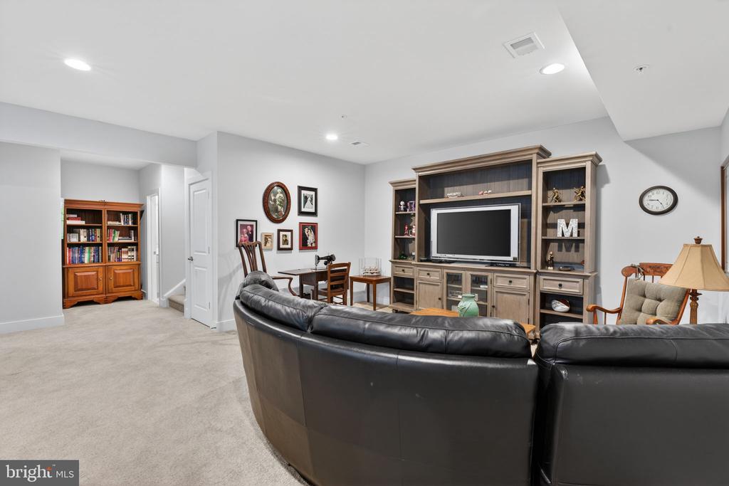 2614 ORCHARD ORIOLE WAY