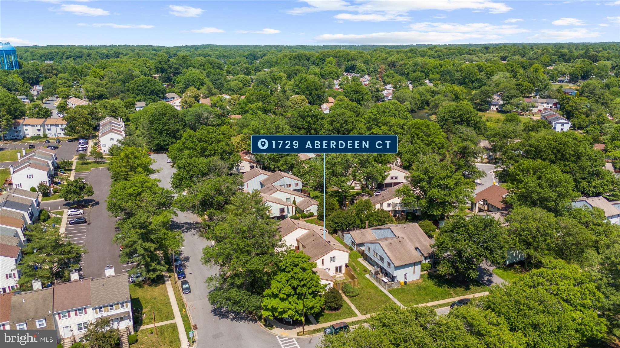 1729 ABERDEEN COURT