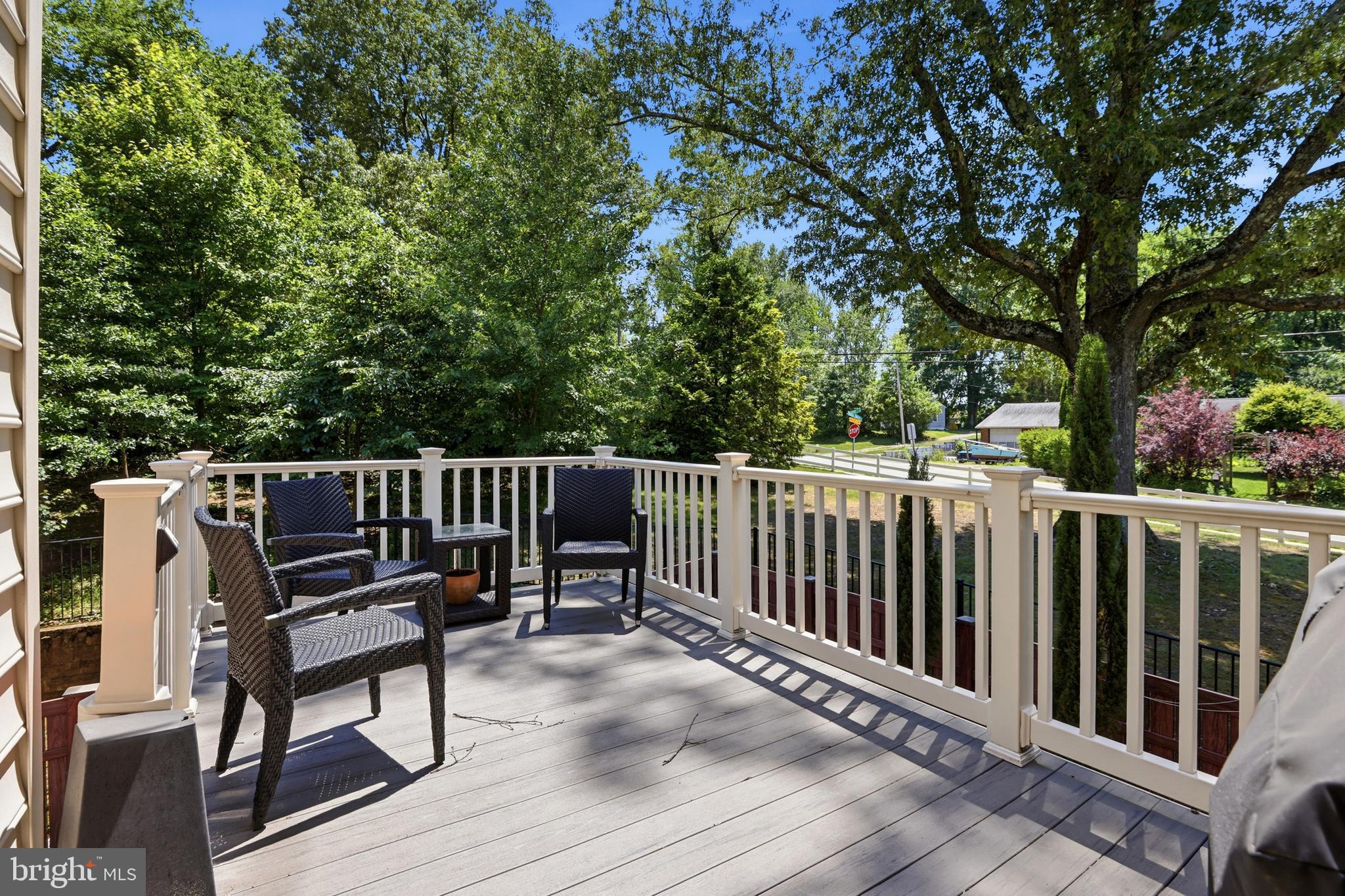 203 TREYBURN WAY
