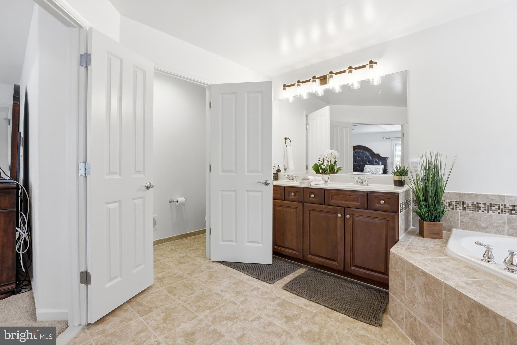 203 TREYBURN WAY