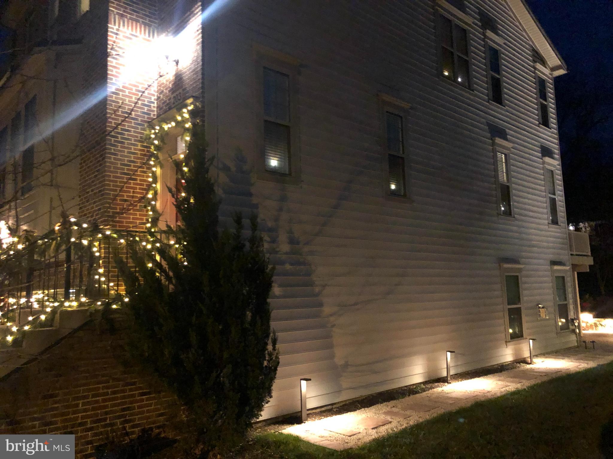 203 TREYBURN WAY