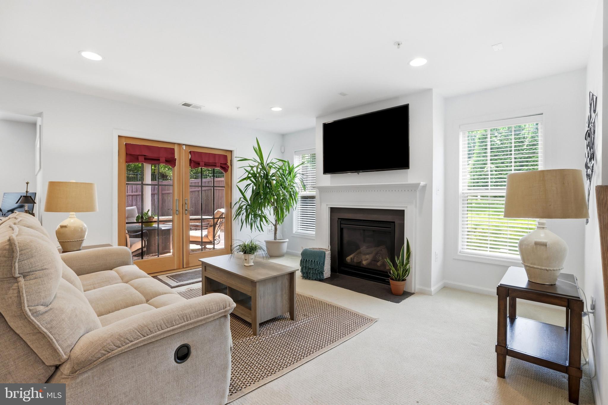 203 TREYBURN WAY