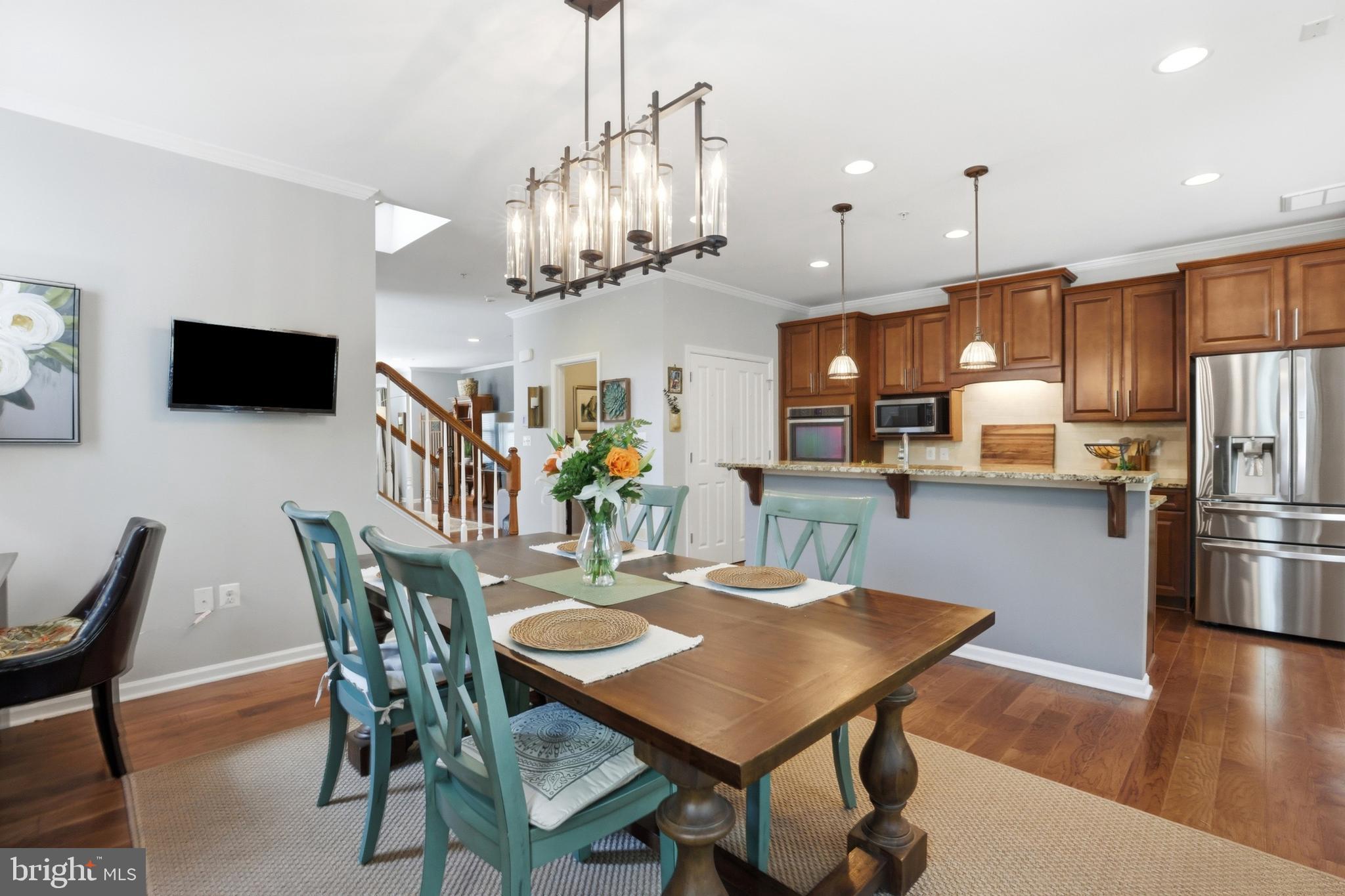 203 TREYBURN WAY