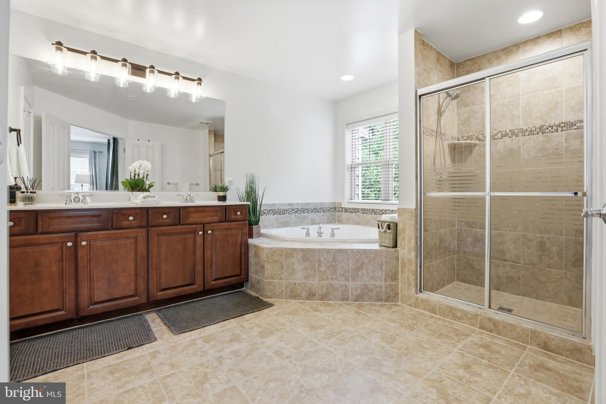 203 TREYBURN WAY