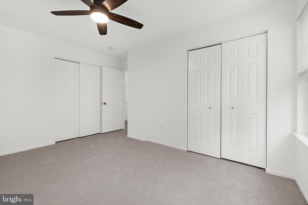 291 COLLEGE MANOR DRIVE