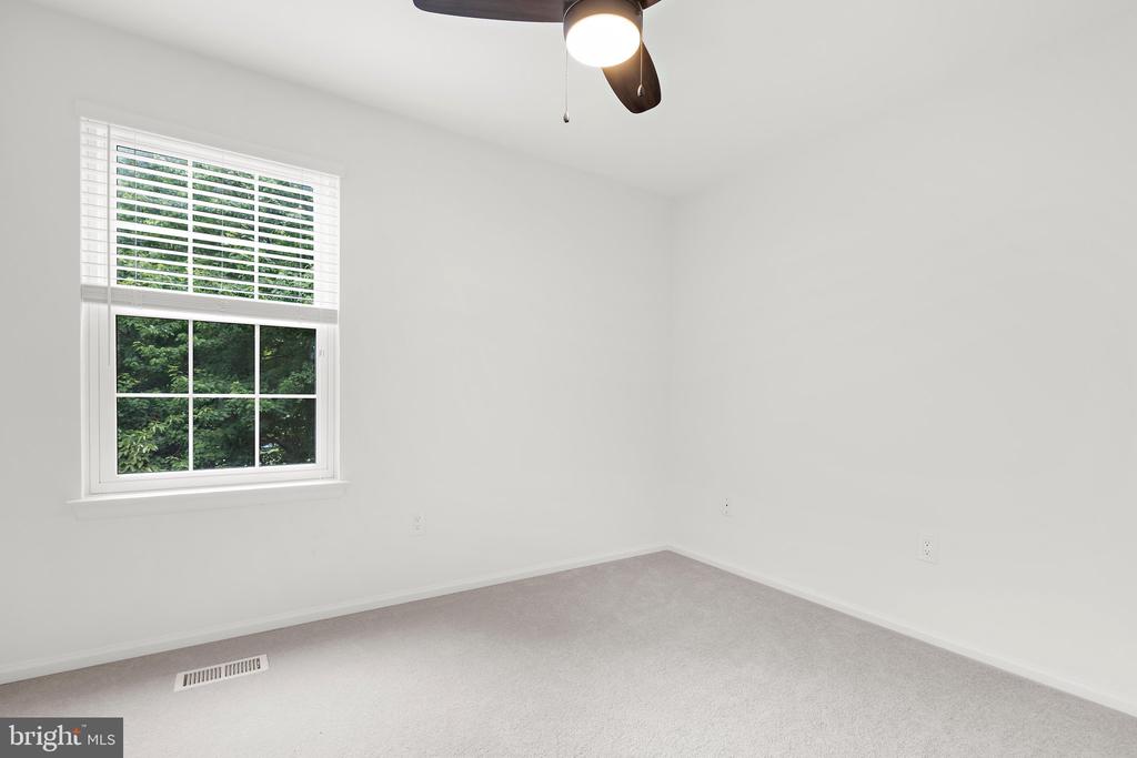 291 COLLEGE MANOR DRIVE