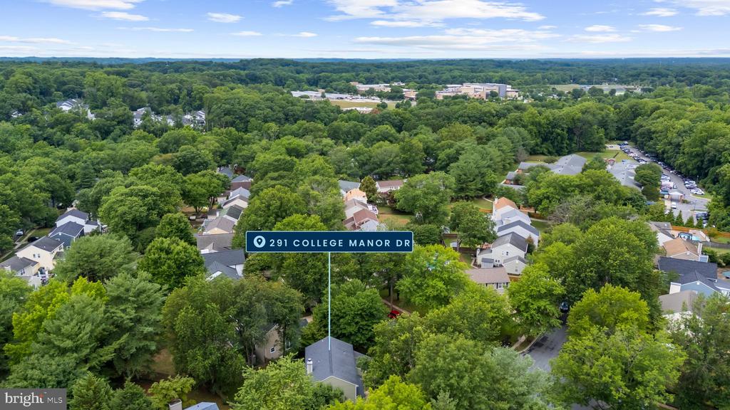 291 COLLEGE MANOR DRIVE