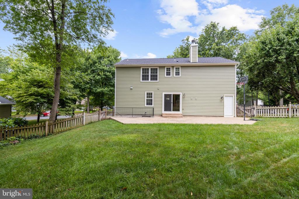 291 COLLEGE MANOR DRIVE