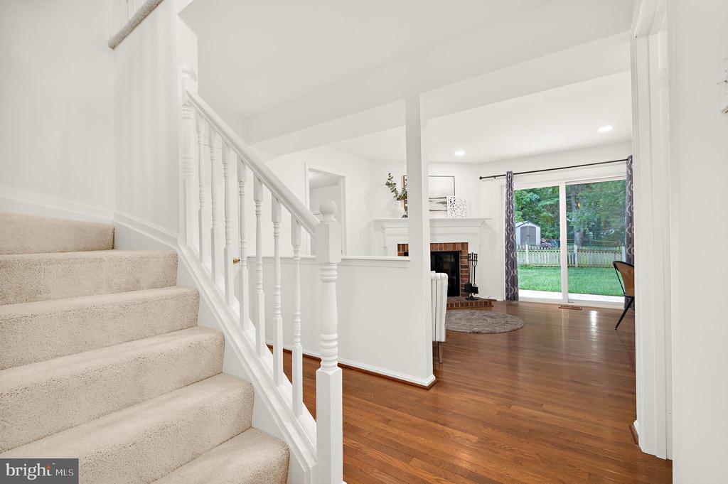 291 COLLEGE MANOR DRIVE