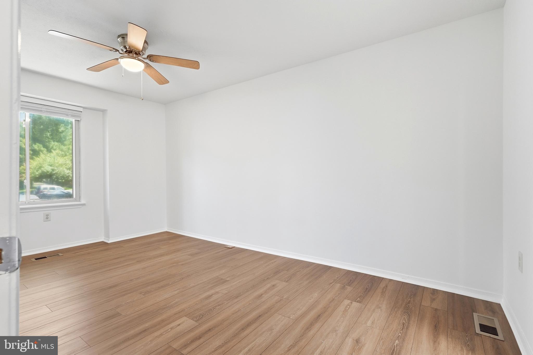 504 GREENBLADES COURT