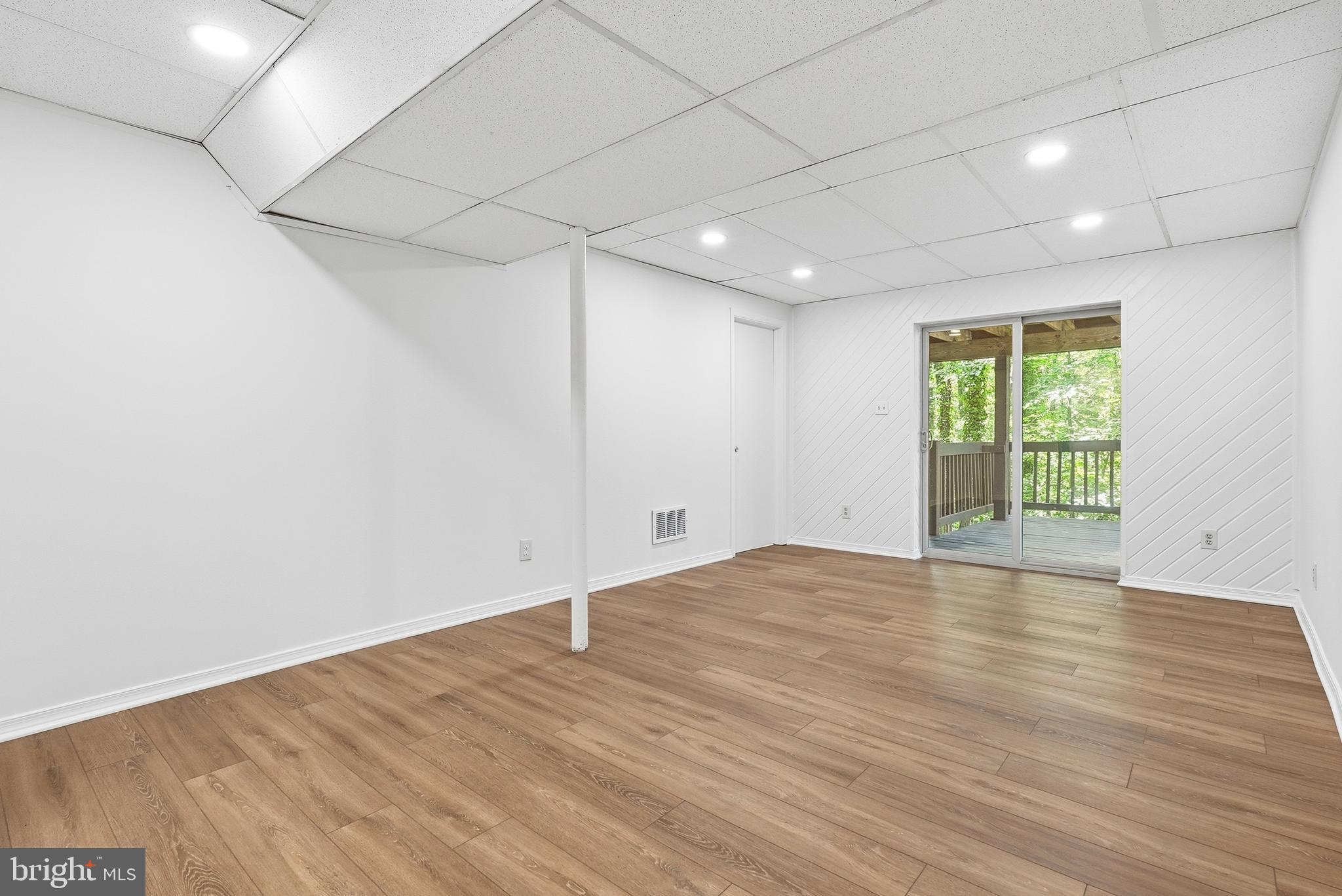 504 GREENBLADES COURT