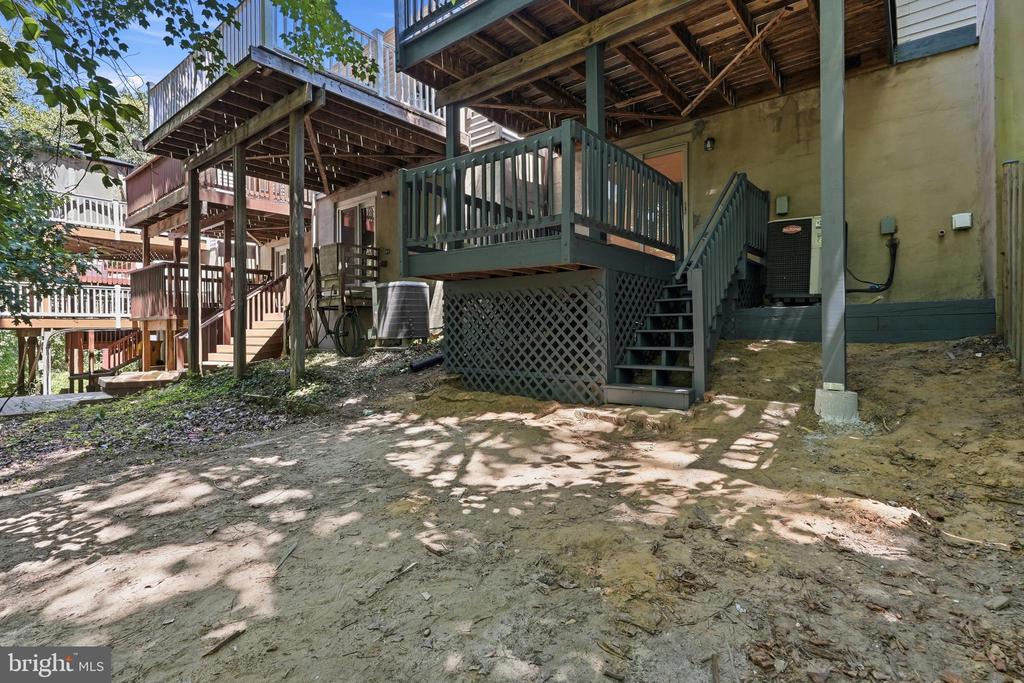 504 GREENBLADES COURT