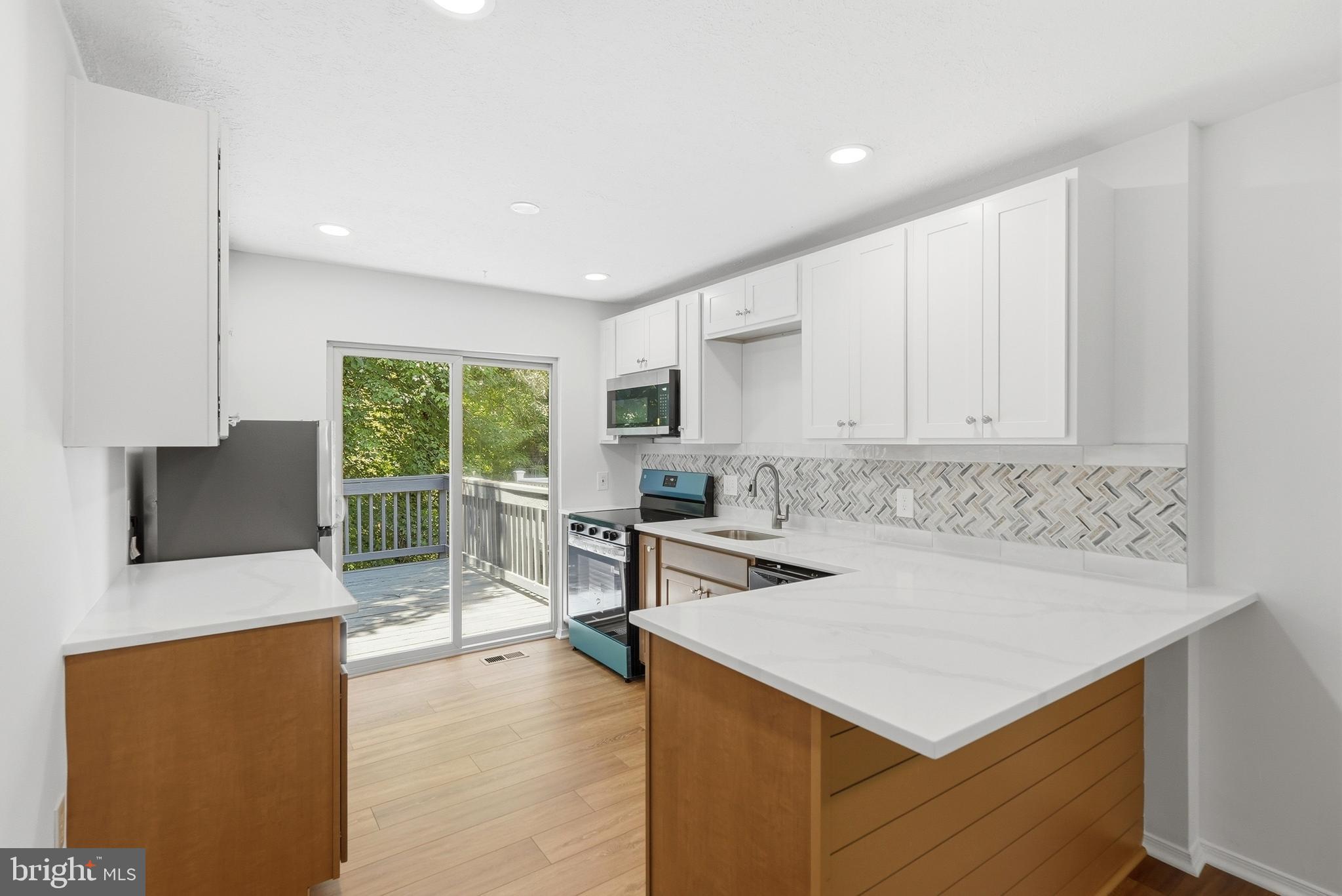 504 GREENBLADES COURT