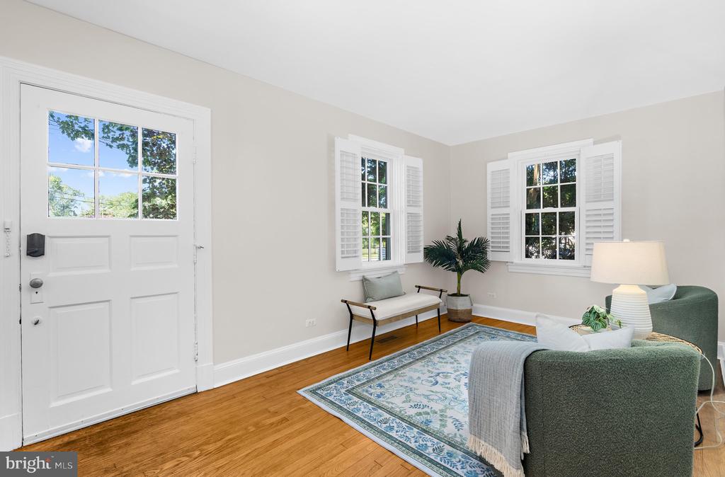 1105 VAN BUREN STREET