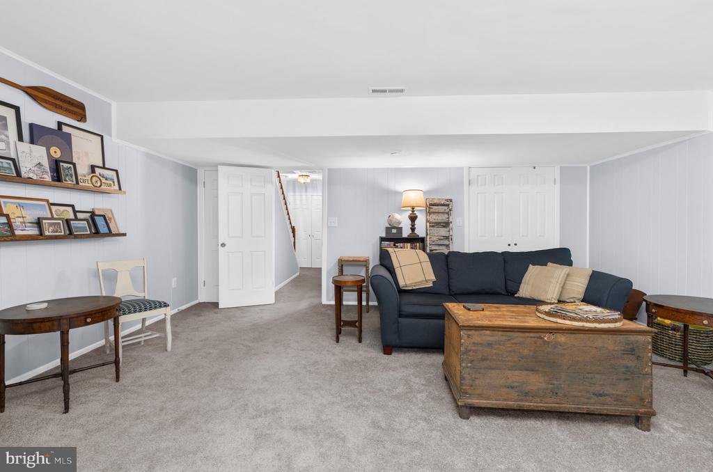 1202 BRUNSWICK COURT