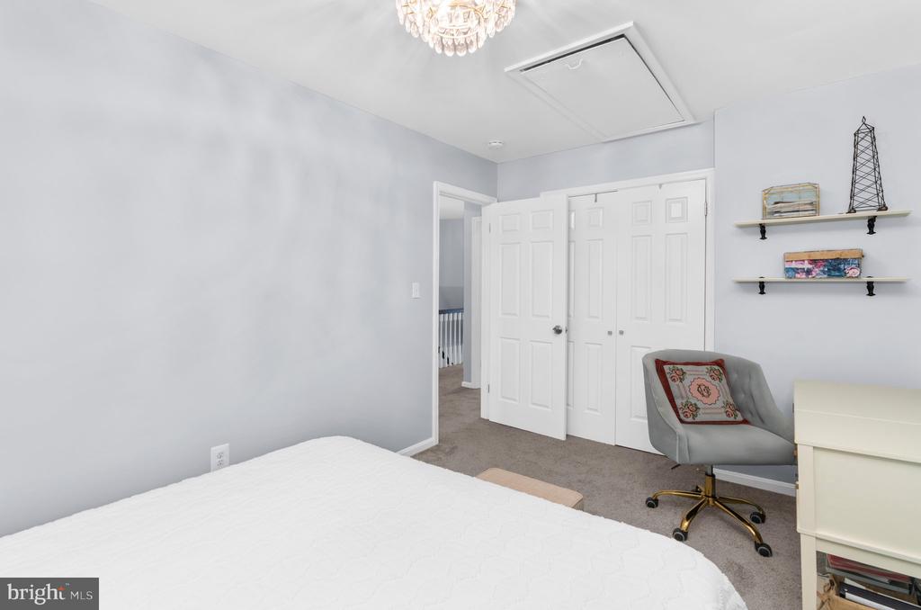 1202 BRUNSWICK COURT