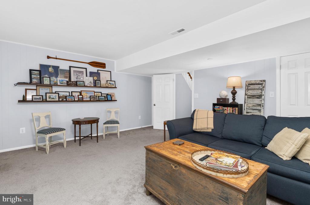 1202 BRUNSWICK COURT