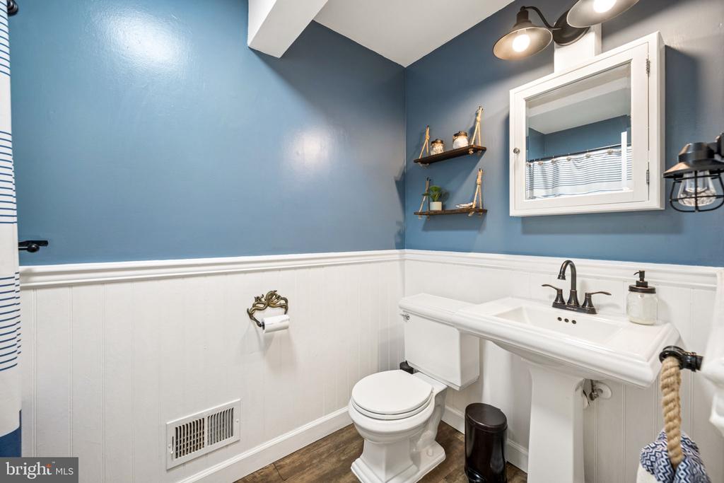 139 MAGOTHY BEACH ROAD