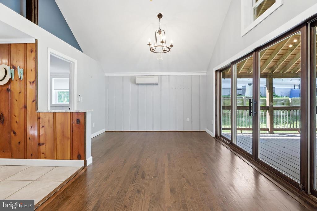 8014 FOREST GLEN DRIVE