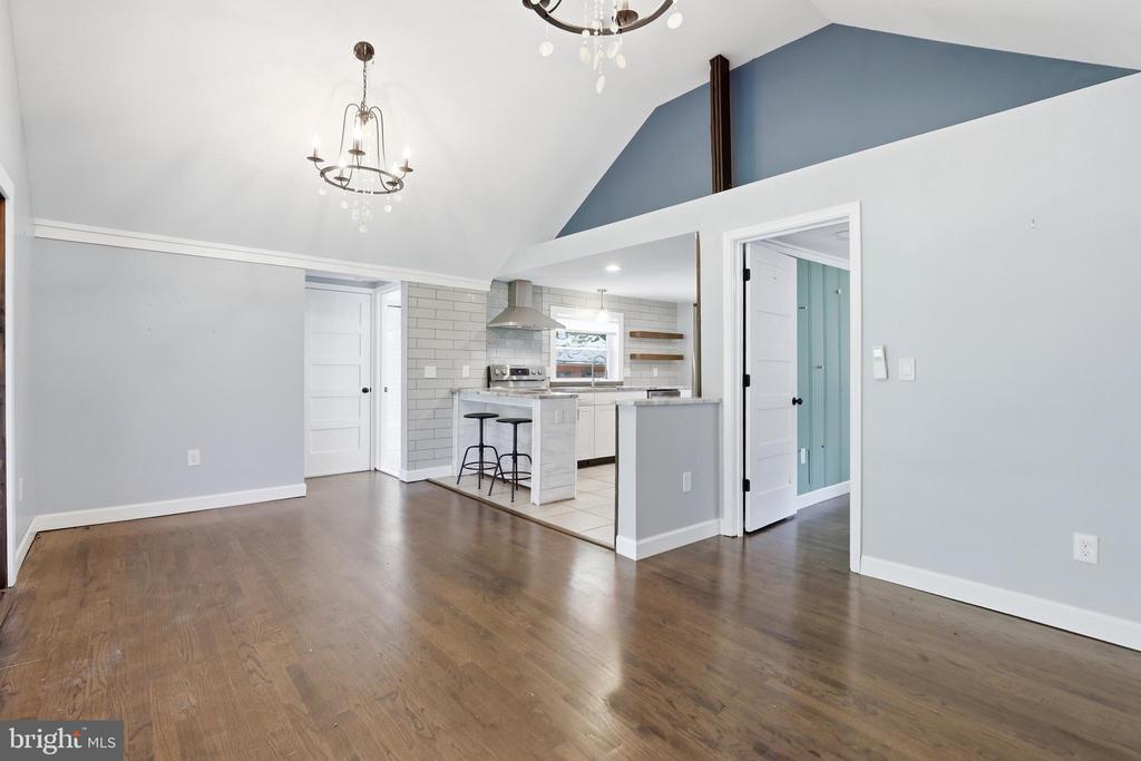 8014 FOREST GLEN DRIVE