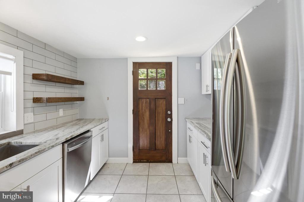 8014 FOREST GLEN DRIVE