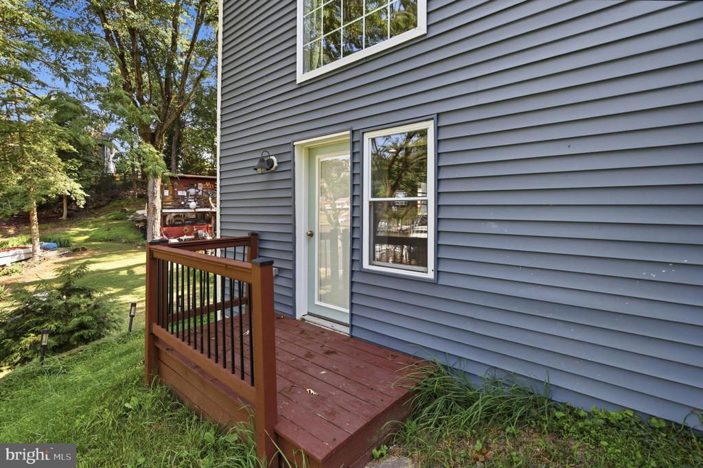 8014 FOREST GLEN DRIVE