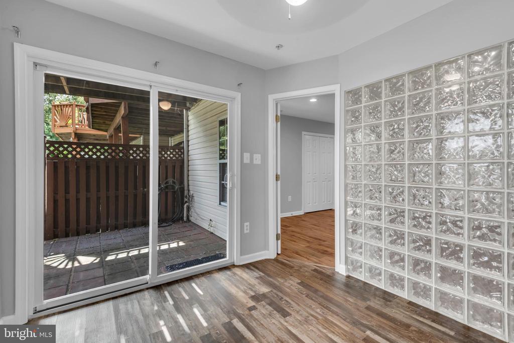 8195 POINSETT TERRACE