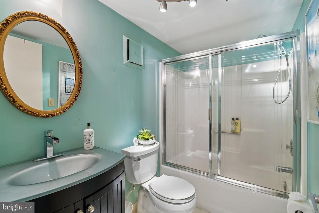 7048 HARBOUR VILLAGE COURT Unit: T2