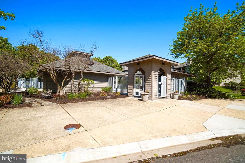 7048 HARBOUR VILLAGE COURT Unit: T2