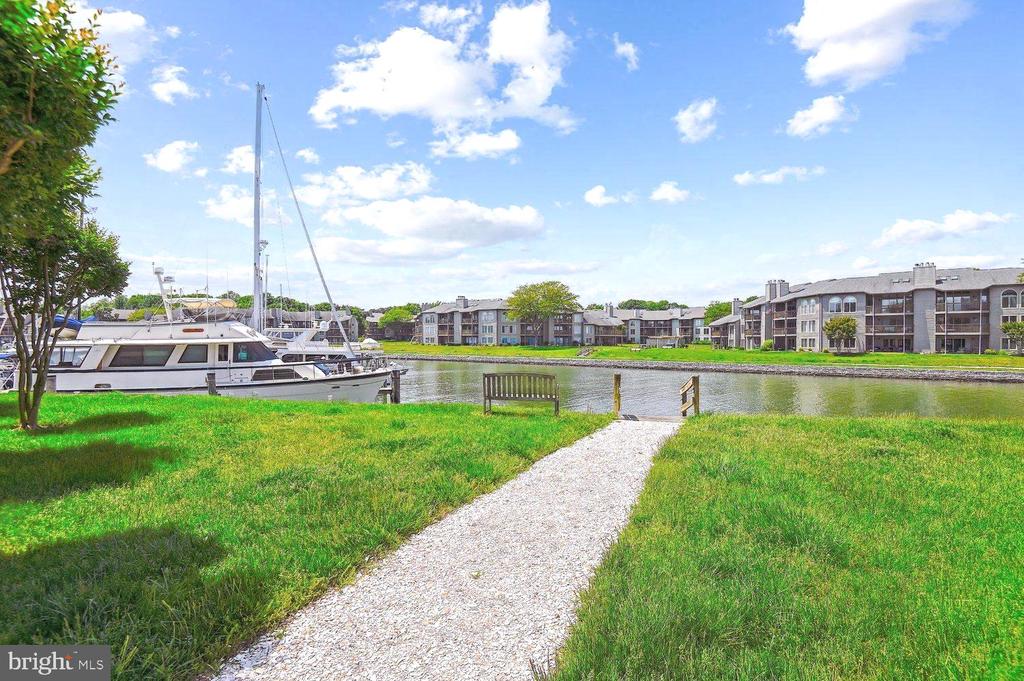 7048 HARBOUR VILLAGE COURT Unit: T2
