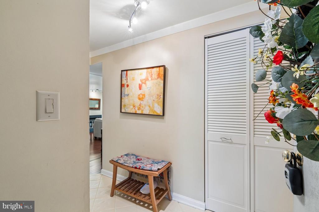 7048 HARBOUR VILLAGE COURT Unit: T2