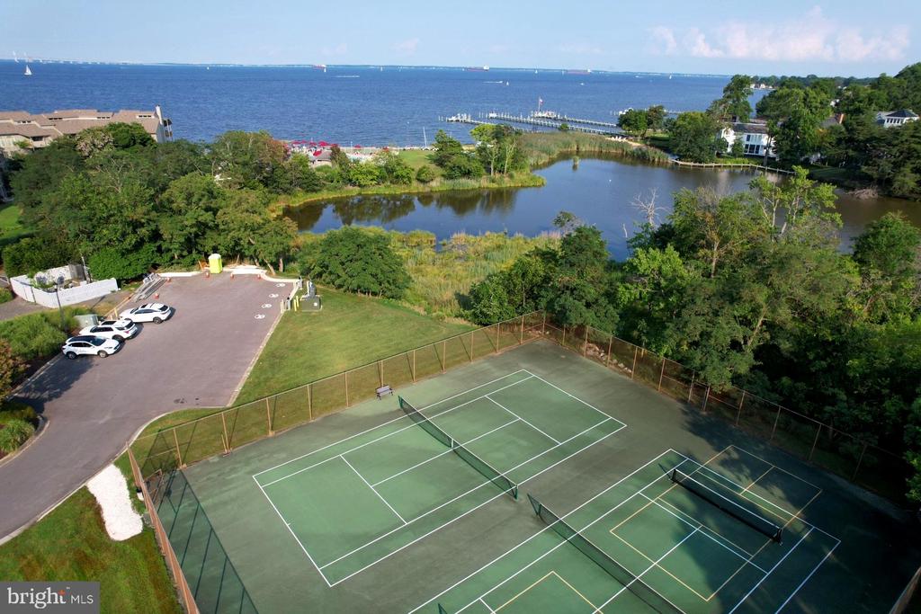 7048 HARBOUR VILLAGE COURT Unit: T2