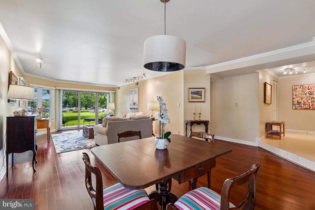7048 HARBOUR VILLAGE COURT Unit: T2